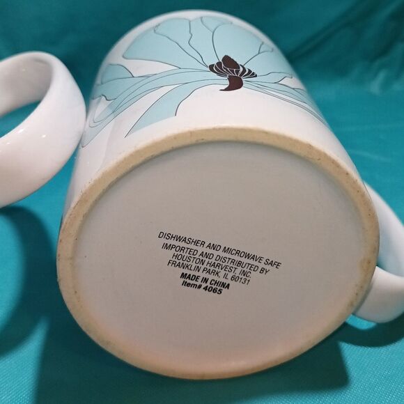 Two coffee mugs - Picture 5 of 7